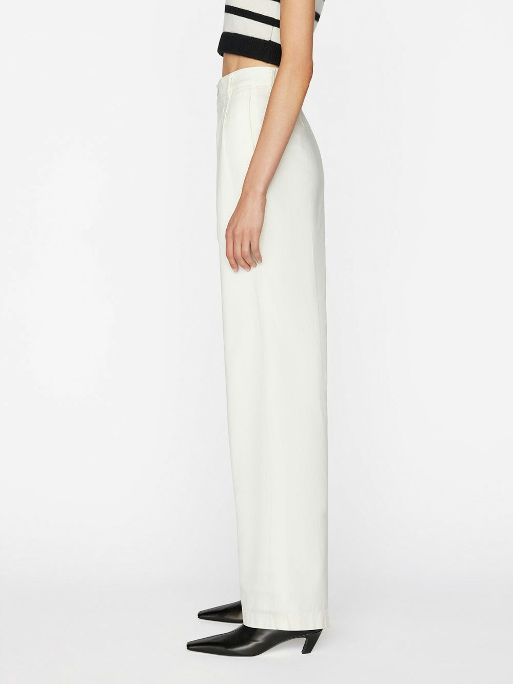pants side view